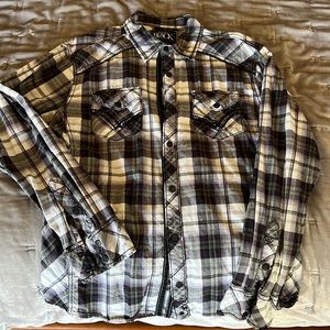 Men’s long sleeve snap from Buckle Black shirt.  Athletic Fit Large